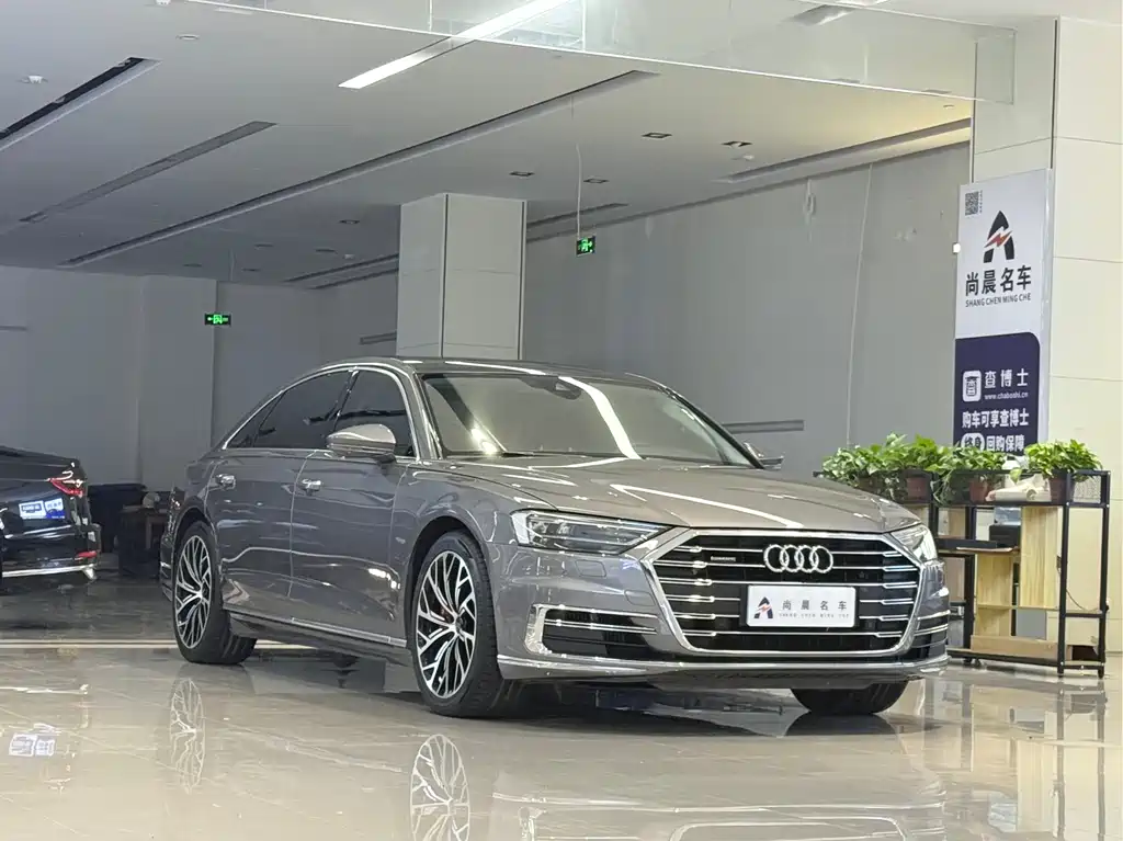 Audi A8 2018 — фото 3