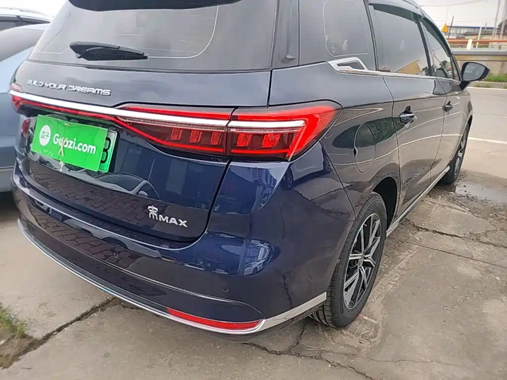 BYD Song MAX New Energy 2023 — фото 8