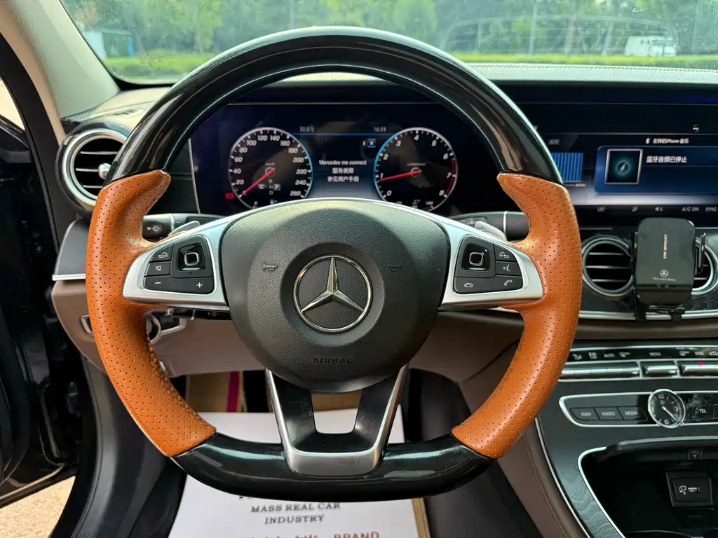 Mercedes-Benz E-Class 2018 — фото 10
