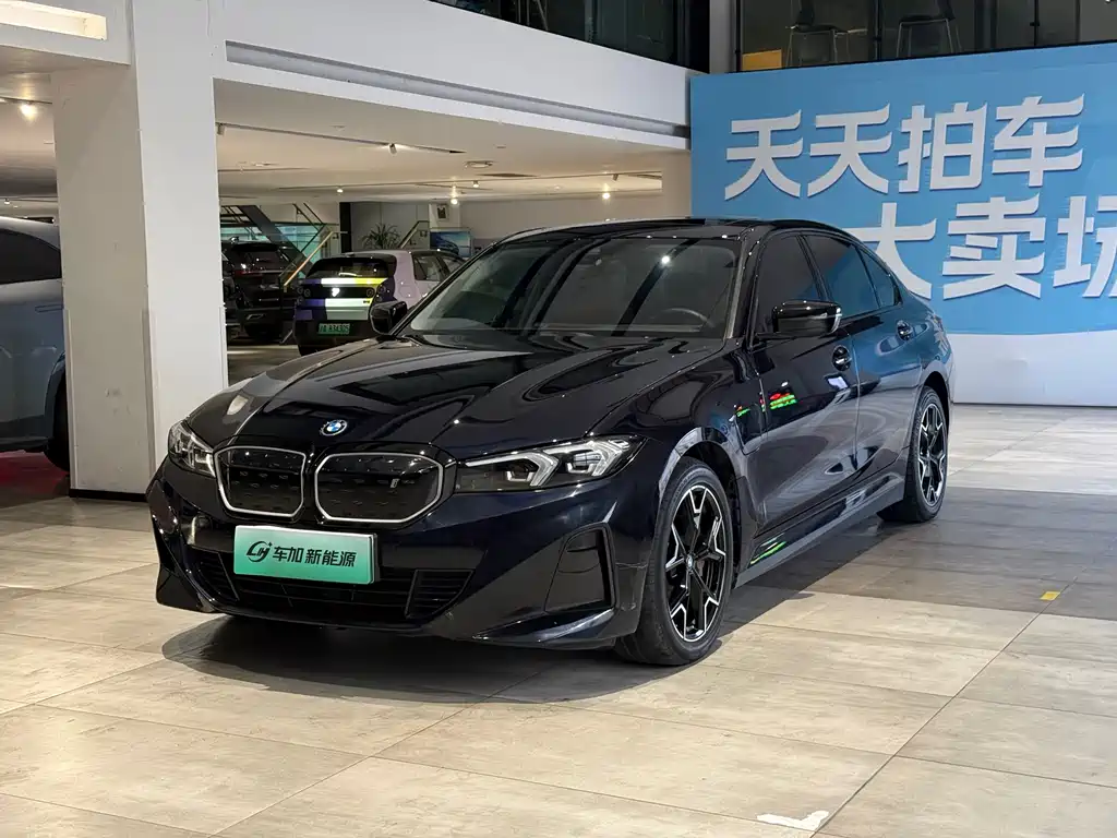 BMW i3 2024 — фото 1