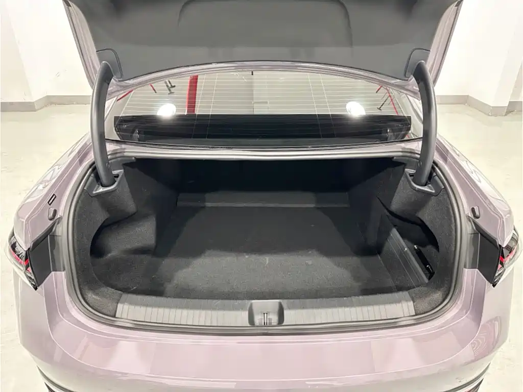 Volkswagen Passat 2024