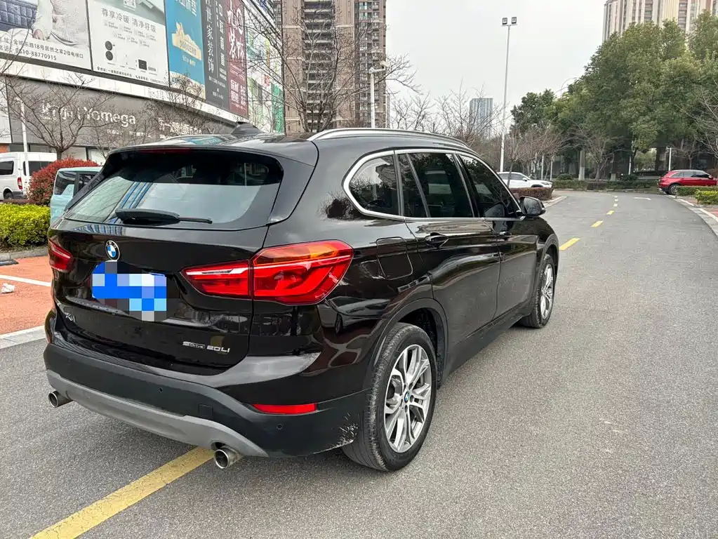 BMW X1 2018 — фото 4