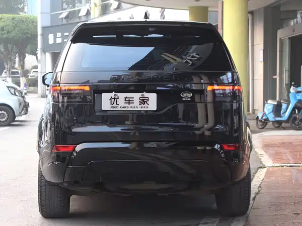 Land Rover Discovery 2018
