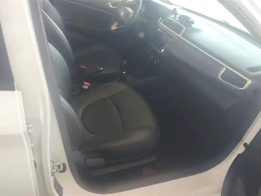 Hyundai Verna 2019 — фото 8