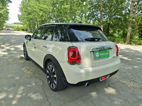 MINI 2016