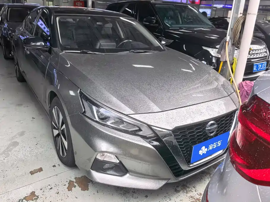 Nissan Teana 2021