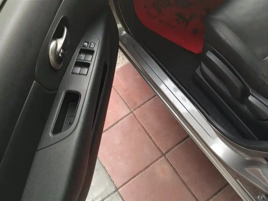 Nissan Livina 2014