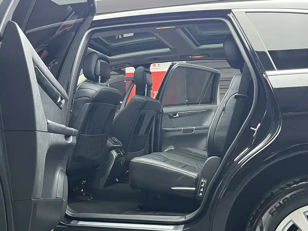 Mercedes-Benz R-Class 2017 — фото 20