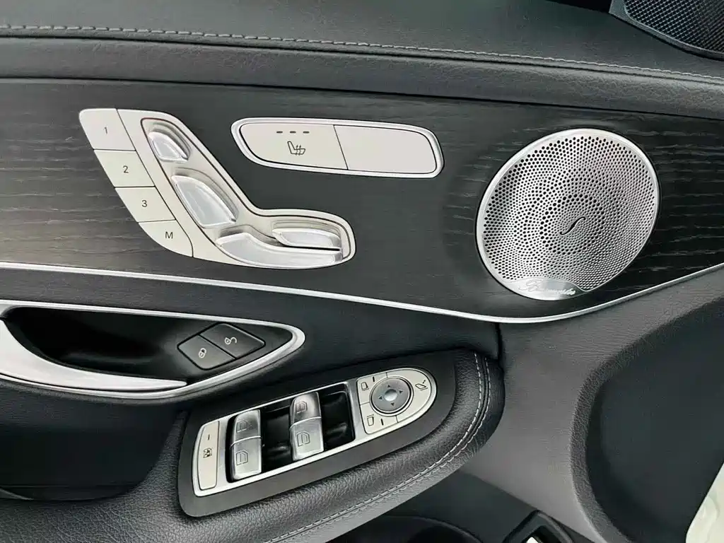 Mercedes-Benz C-Class 2021 — фото 16