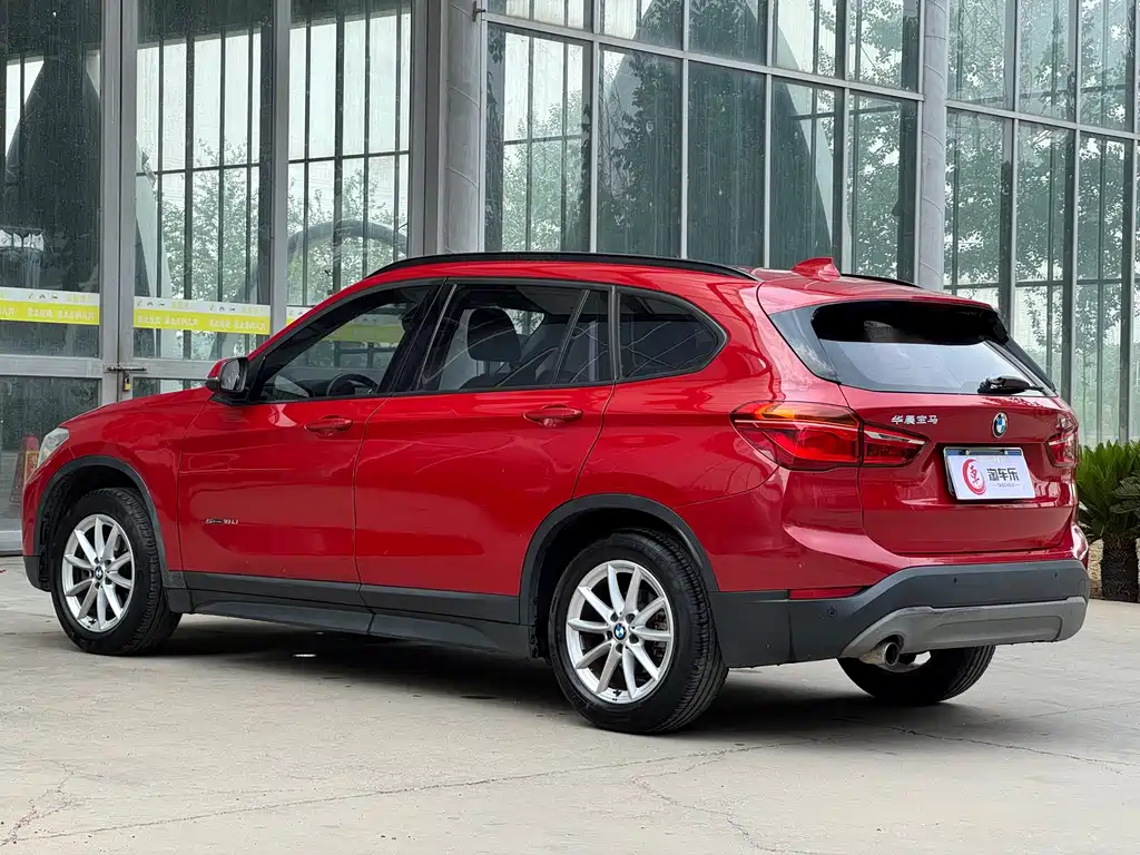 BMW X1 2017 — фото 16