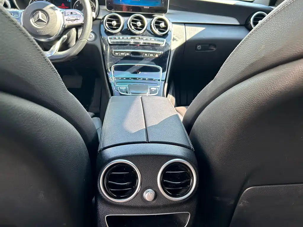 Mercedes-Benz C-Class 2019 — фото 9