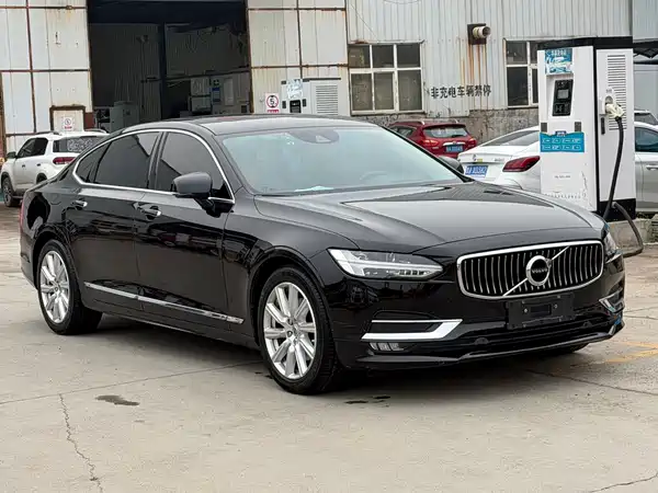 Volvo S90 2019
