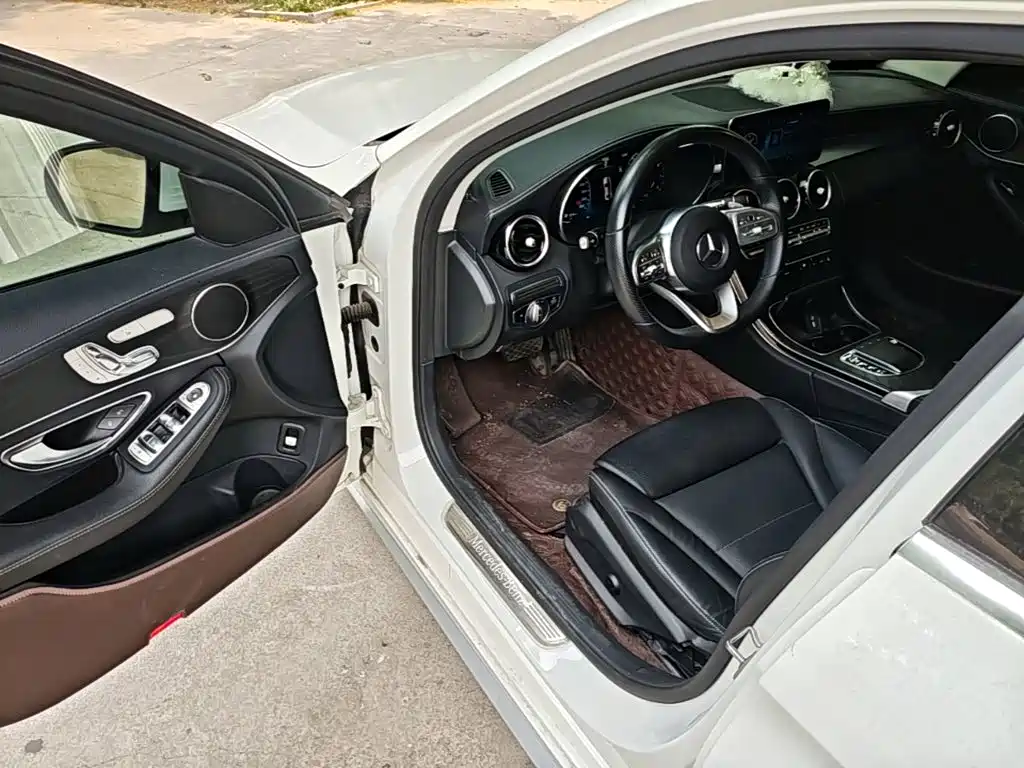 Mercedes-Benz C-Class 2021 — фото 16