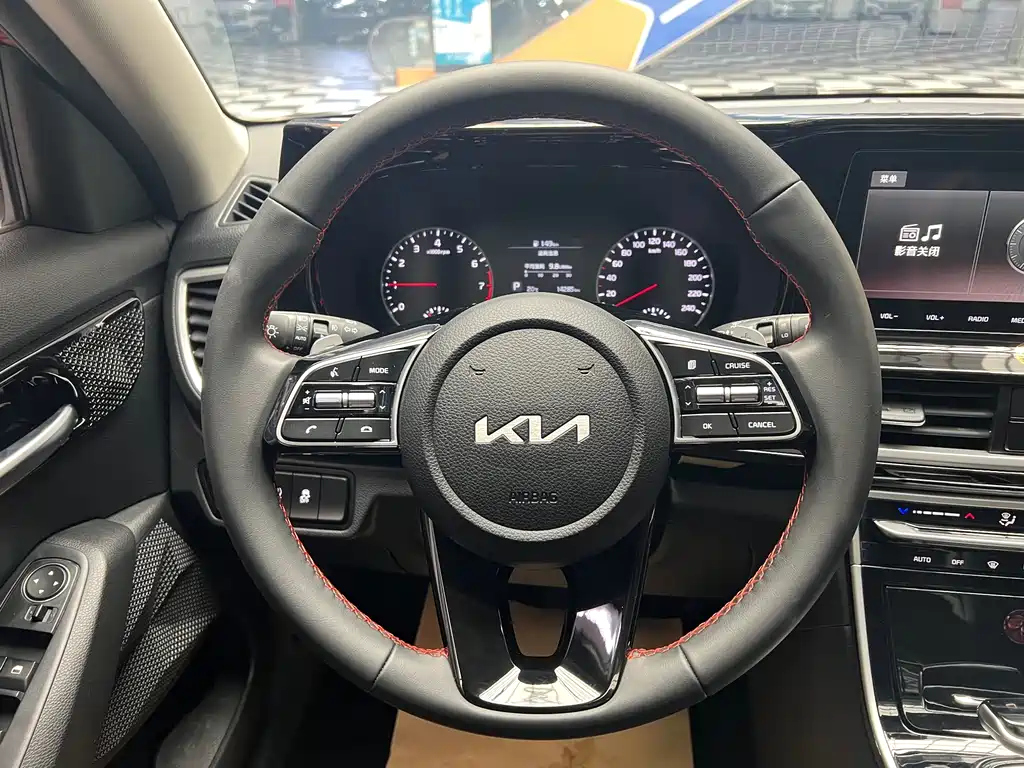 Kia KX3 2021 — фото 12