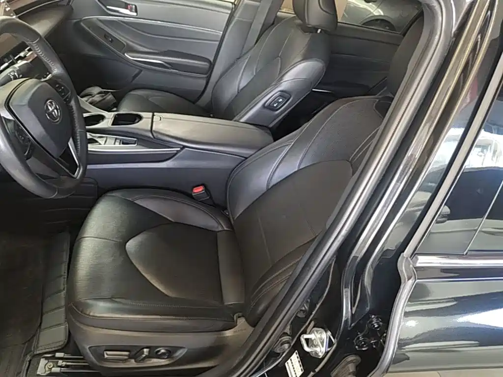 Toyota Avalon 2020 — фото 15