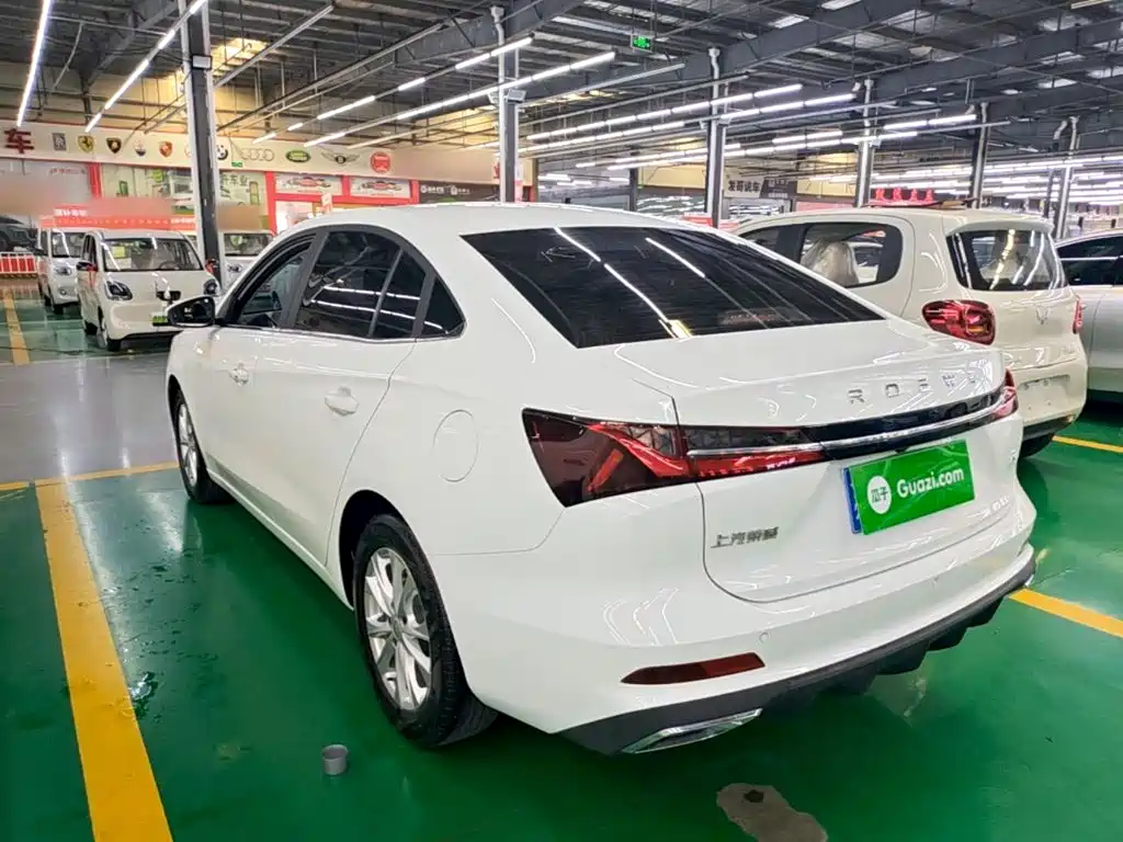 Roewe i5 2025