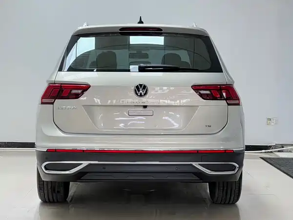 Volkswagen Tiguan L 2023