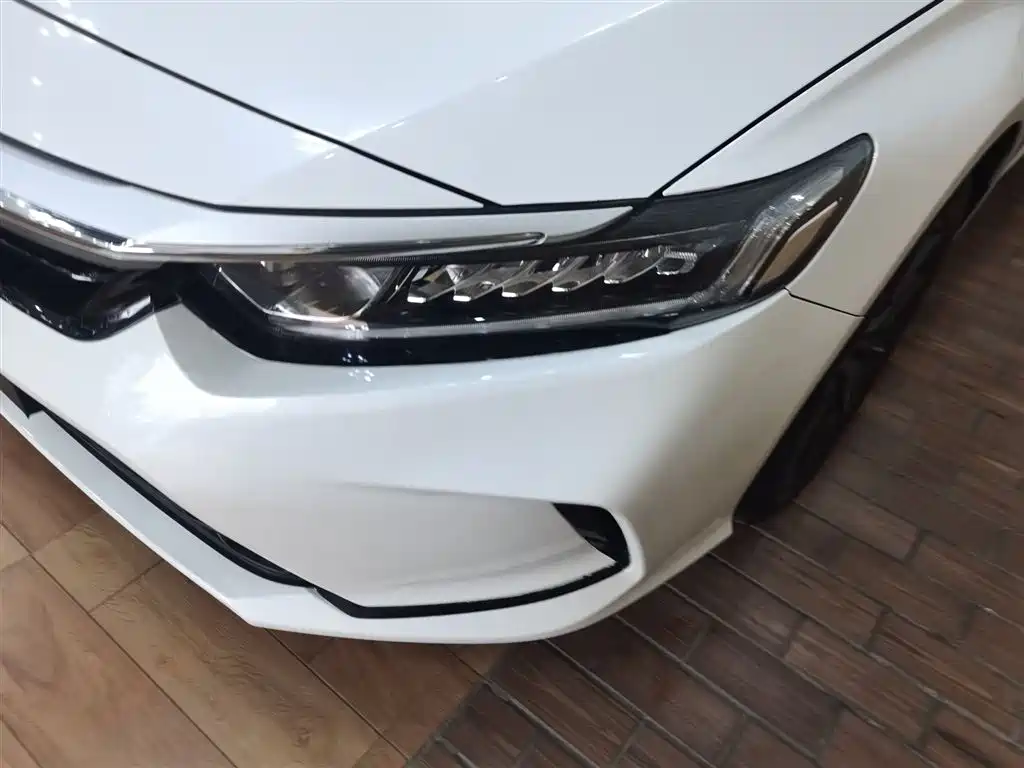 Honda Inspire 2022 — фото 18
