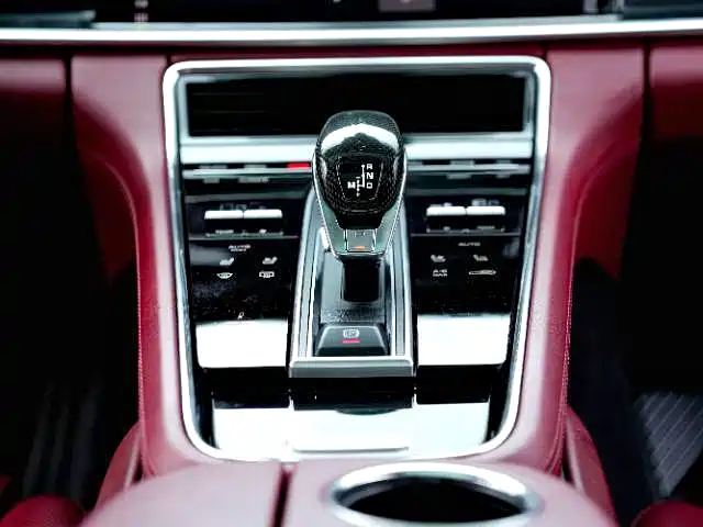 Porsche Panamera 2021 — фото 10