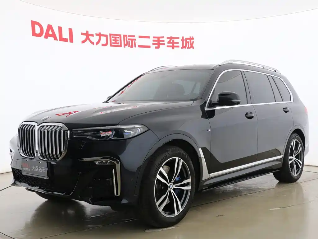 BMW X7 2021
