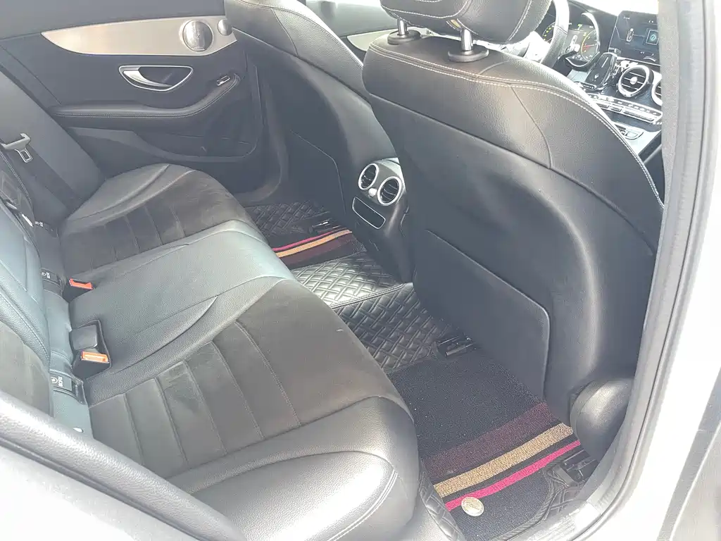 Mercedes-Benz C-Class 2020