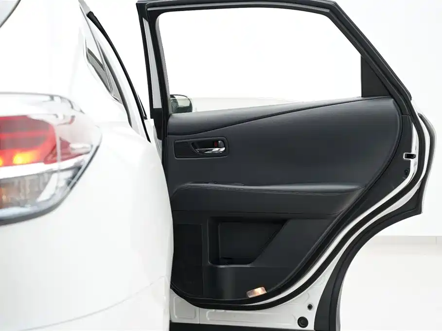 Lexus RX Classic 2014 — фото 16