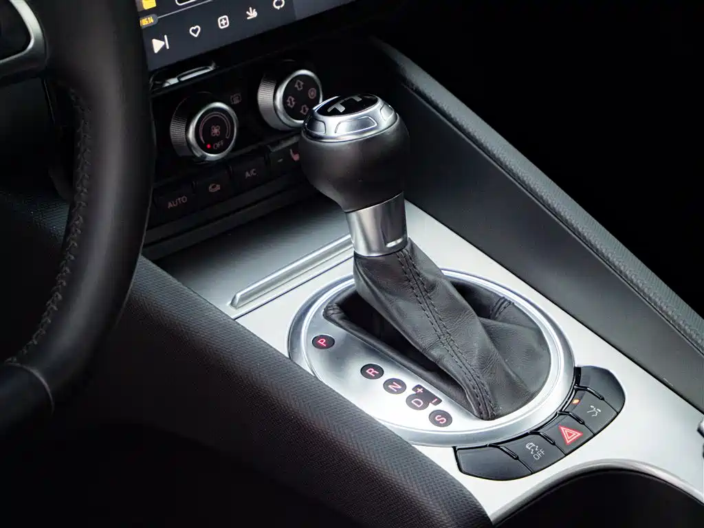 Audi TT 2013 — фото 25