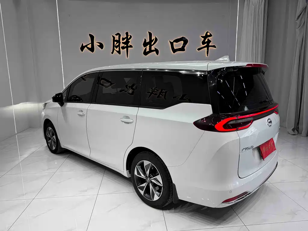 GAC Motor Trumpchi M6 2022 — фото 5