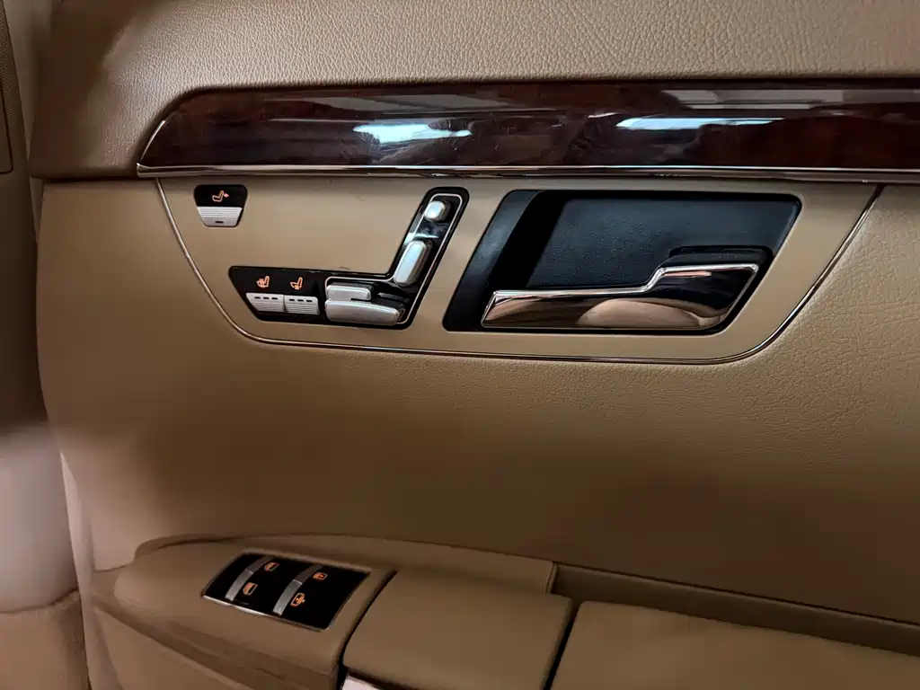 Mercedes-Benz S-Class 2011 — фото 19