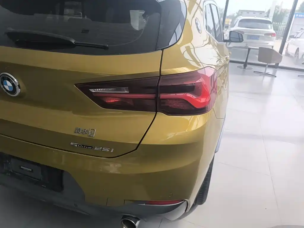 BMW X2 2020 — фото 8