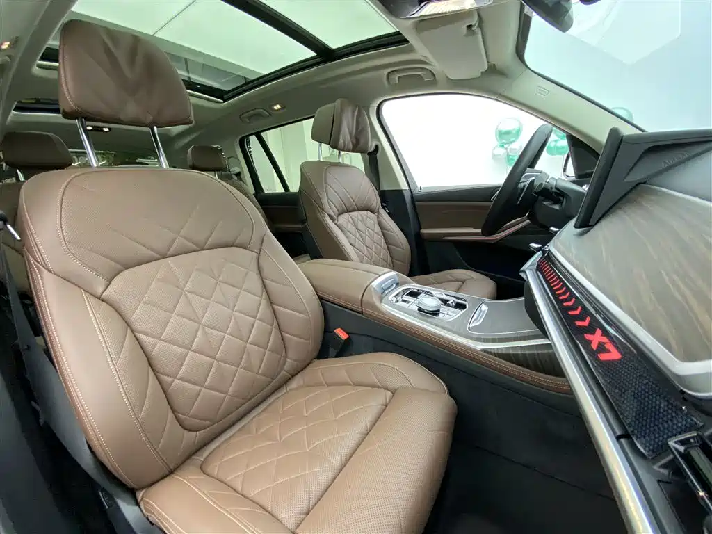 BMW X7 2024 — фото 12