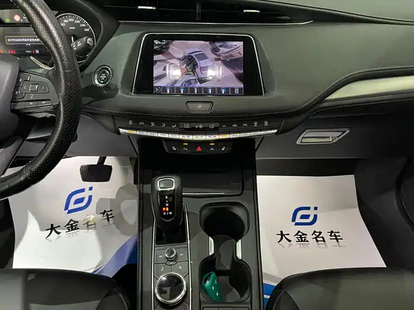 Cadillac XT4 2018