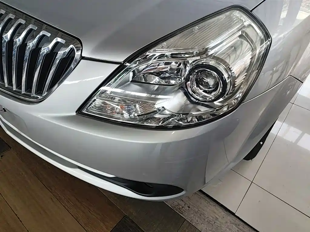 Buick Excelle 2014 — фото 24