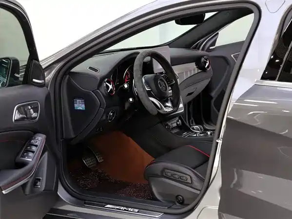 Mercedes-Benz GLA AMG 2017