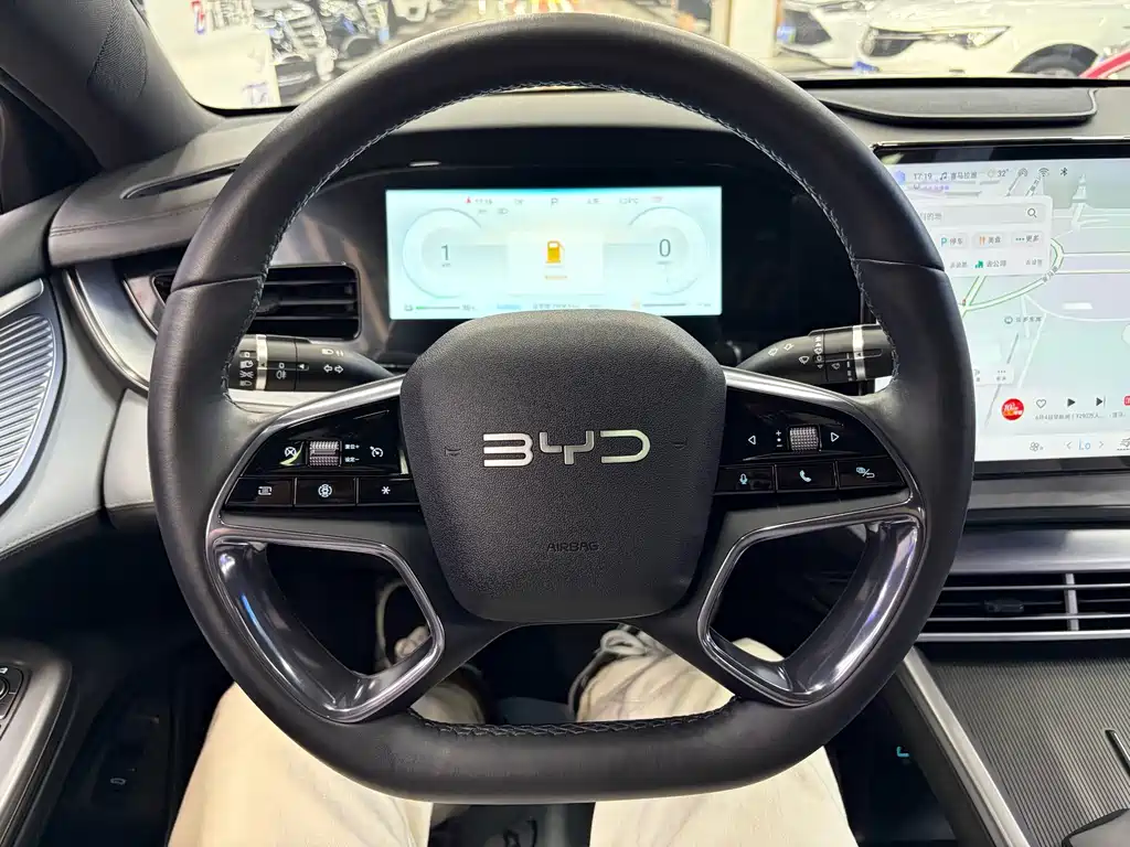 BYD Seal 2023 — фото 12
