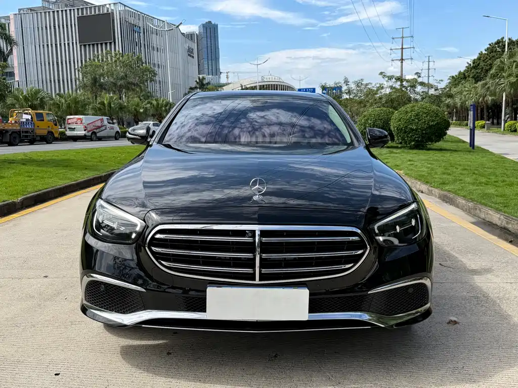Mercedes-Benz E-Class 2021