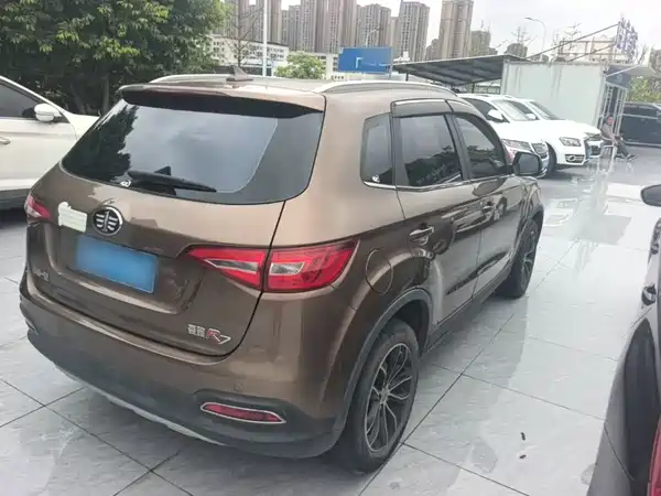 FAW Senya R7 2016