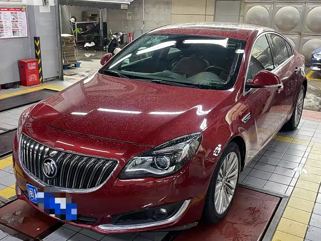 Buick Regal 2014 — фото 1