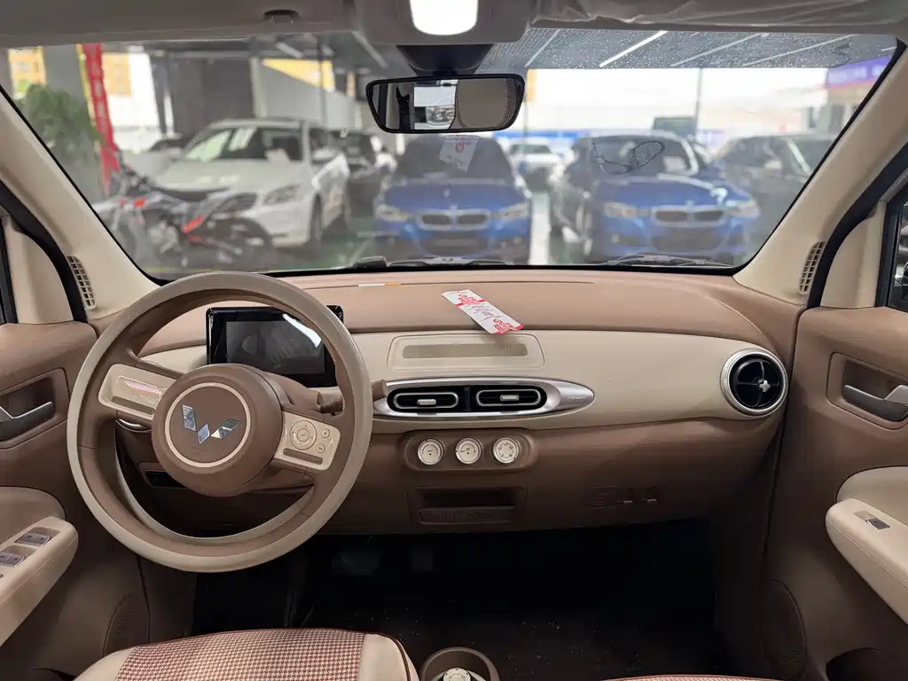 Wuling MINIEV 2025