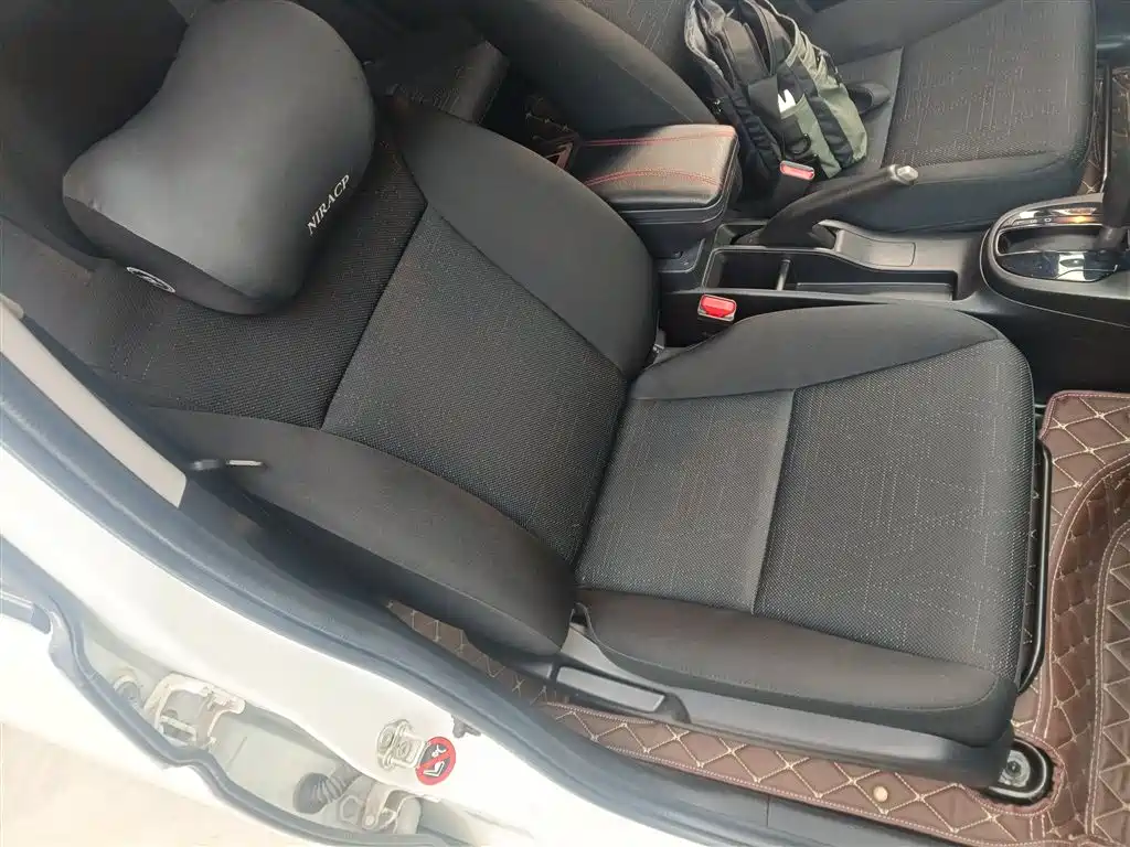 Honda Fit 2017 — фото 20