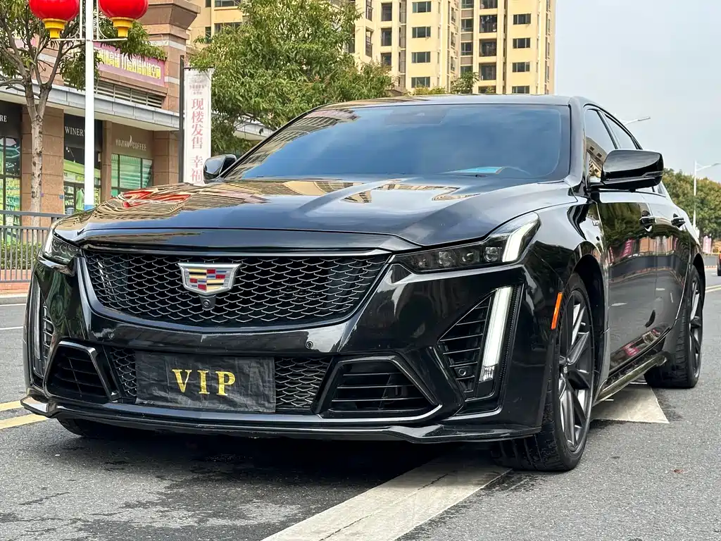 Cadillac CT5 2023 — фото 1