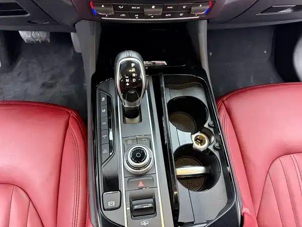 Maserati Levante 2016