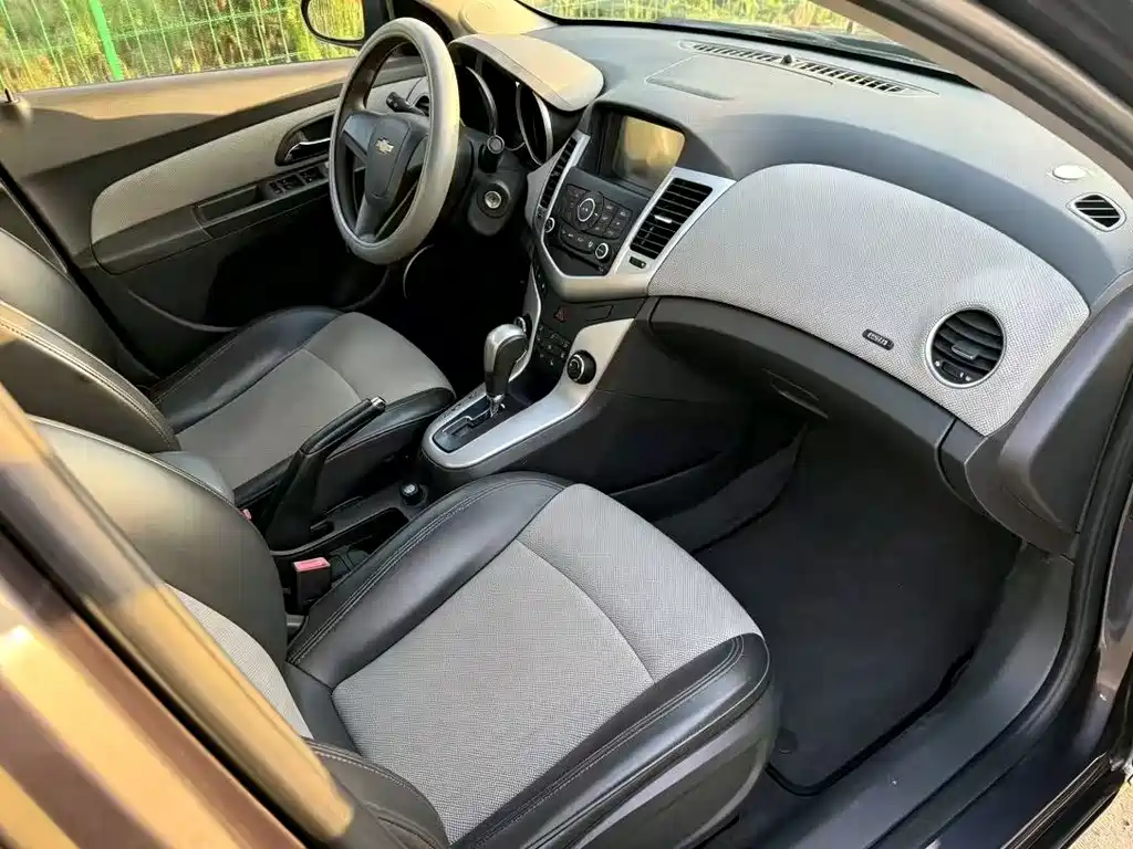 Chevrolet Cruze 2014