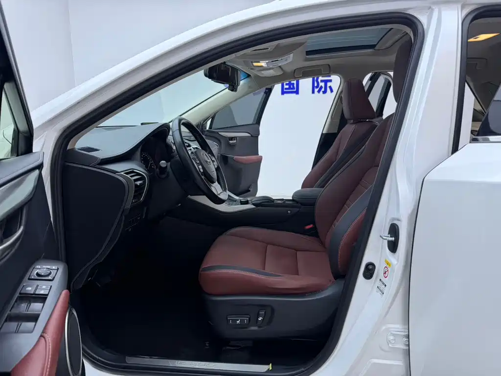 Lexus NX 2017
