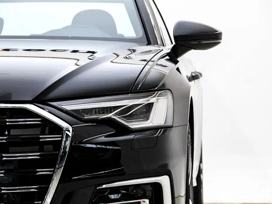 Audi A6L — фото 8