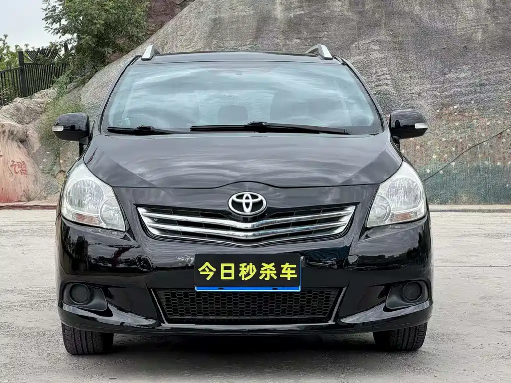 Toyota Verso 2013