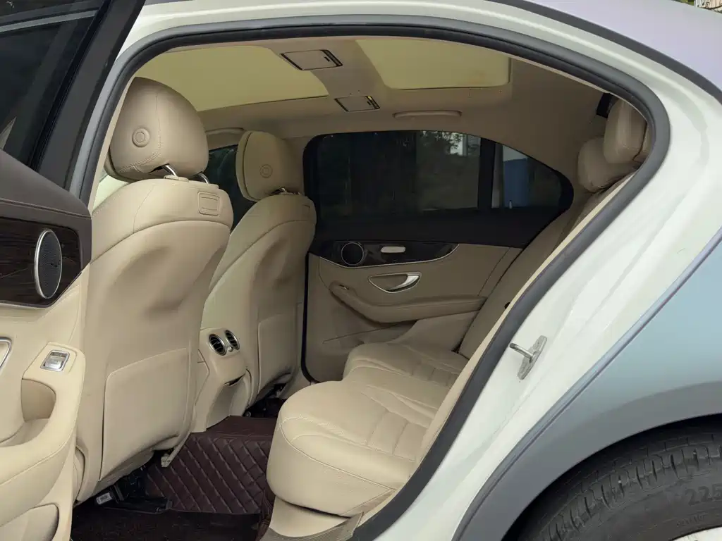 Mercedes-Benz C-Class 2017