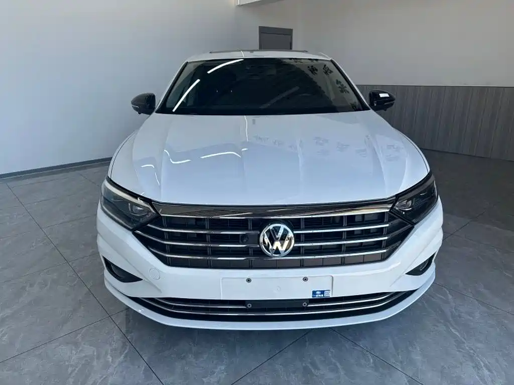 Volkswagen Sagitar 2022