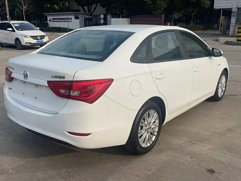 Buick Excelle 2016