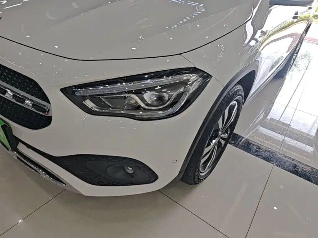 Mercedes-Benz GLA 2020 — фото 24